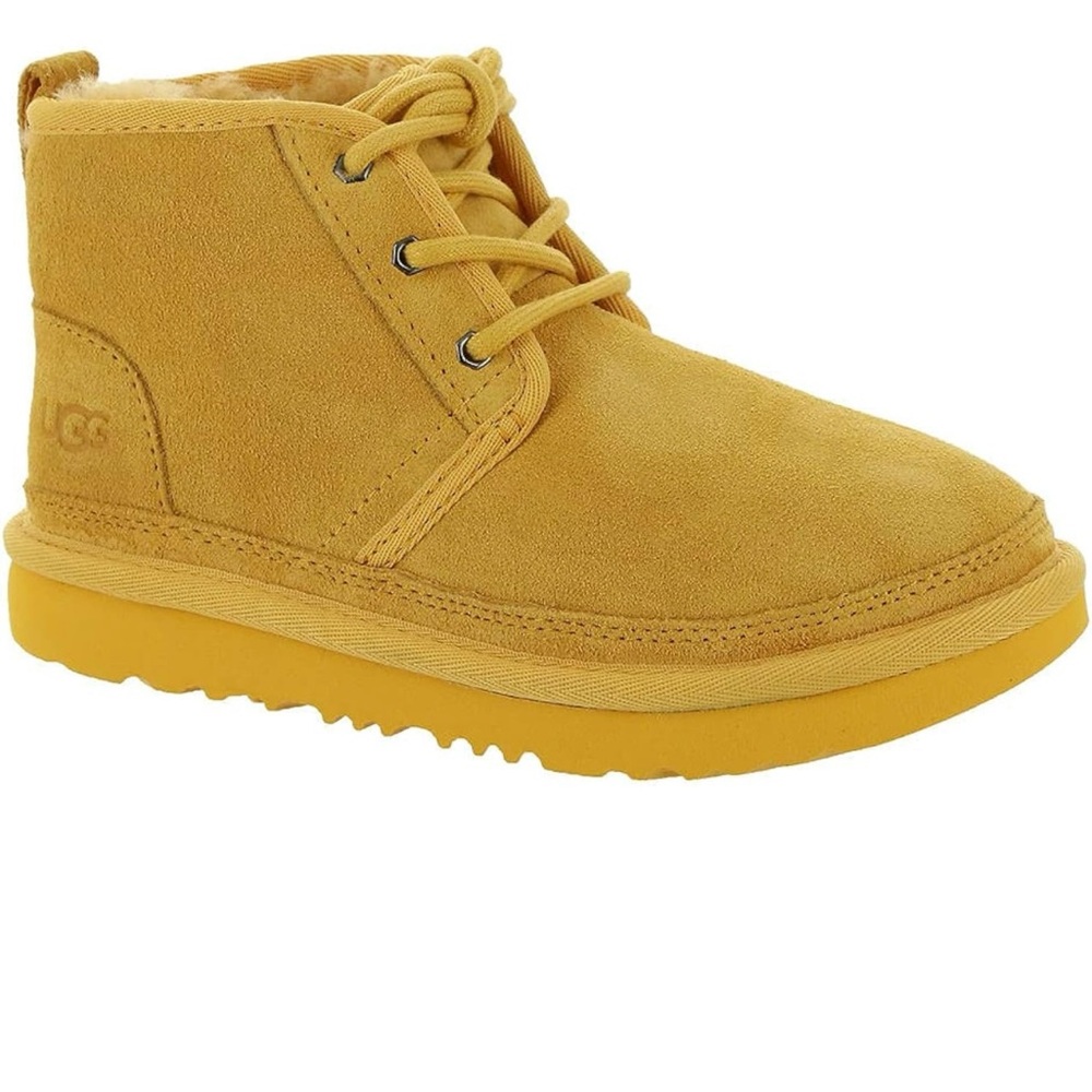 Brand new Kids Neumel Tasman Boots